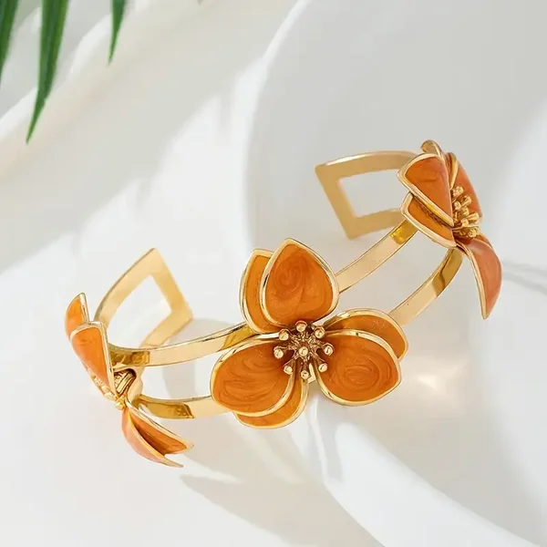armband oranje bloem