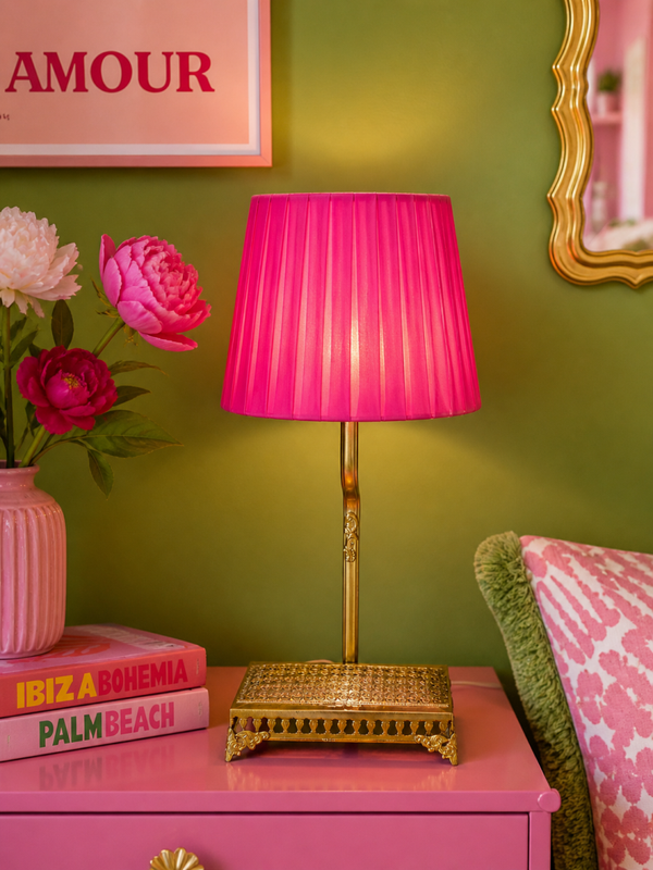 Vintage tafellamp met roze kap