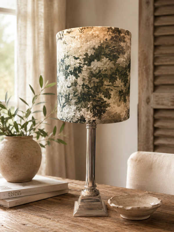 Empire style tafellamp met botanische kap