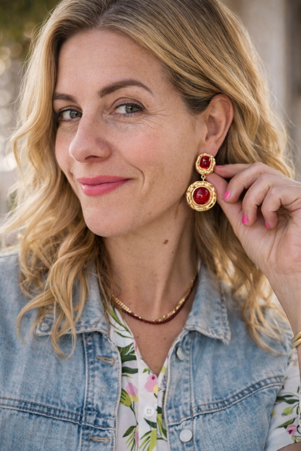 Vintage style oorhangers donker rood