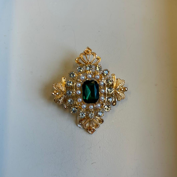 Vintage look broche