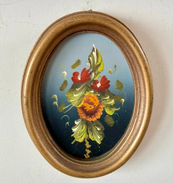 Ovaal vintage olieverf stil leven  schilderijtje