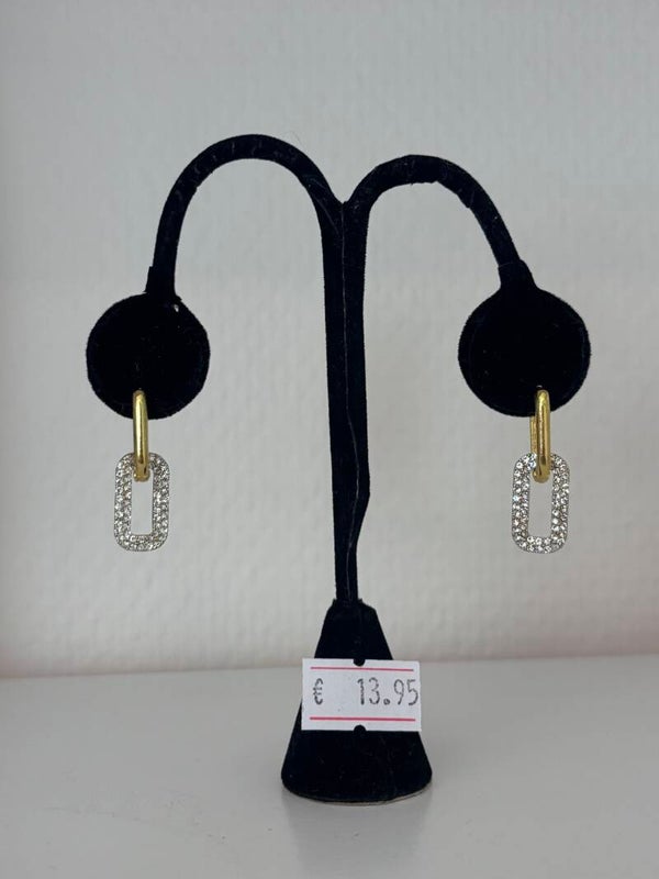 Minimalistisch oorbellen met hanger