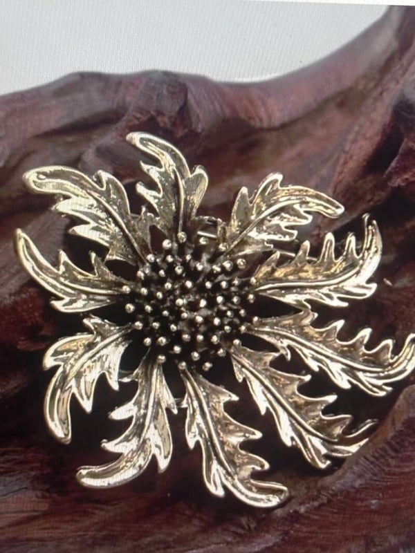 Antiek look bloemenbroche