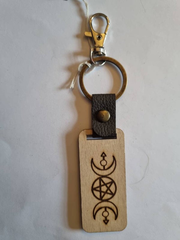 Wood and leather keyring