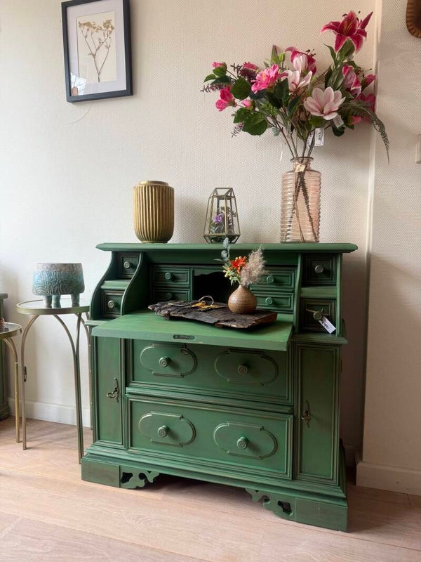 Secretaire Park Bench