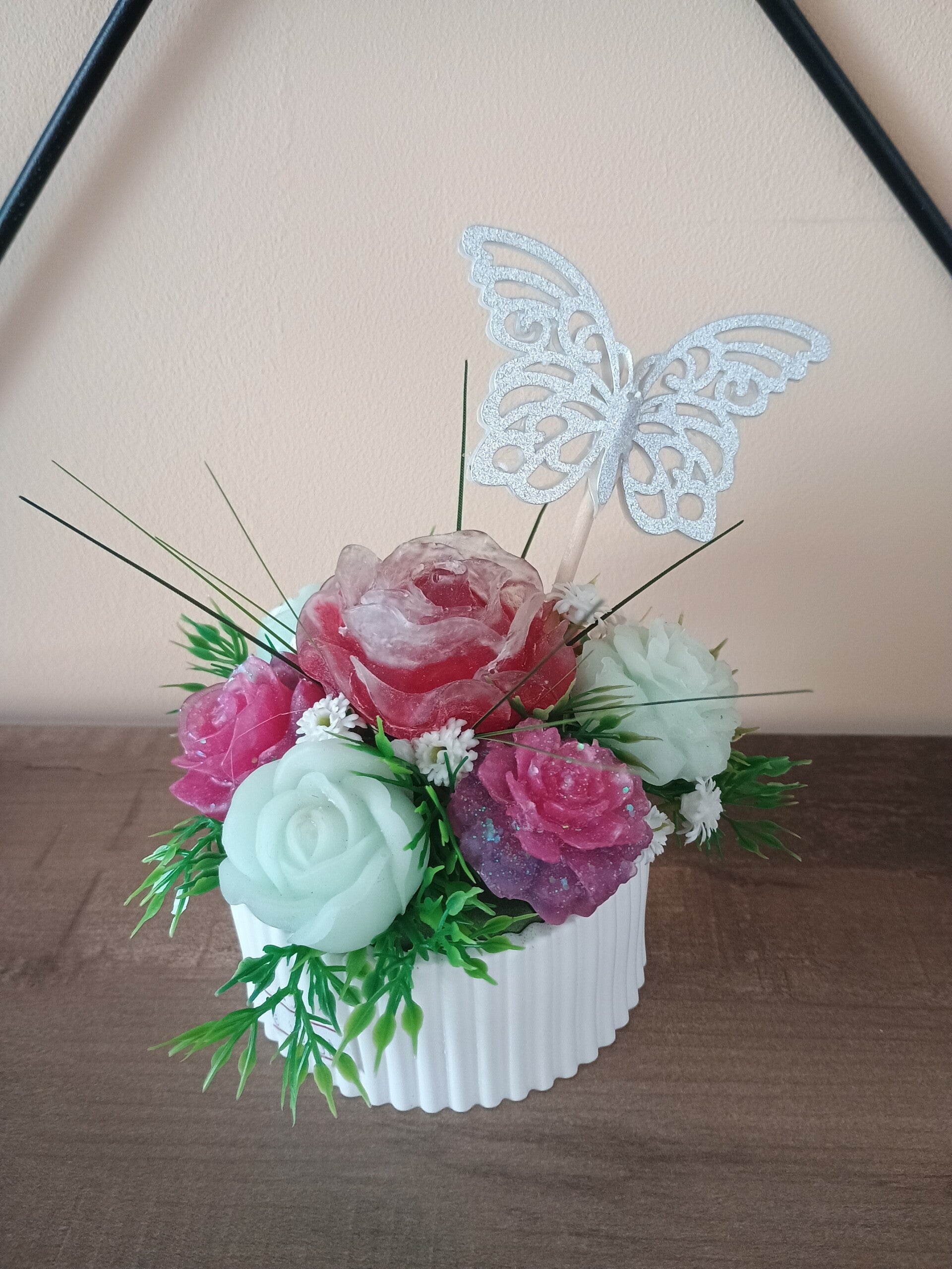Blumengesteck mit Vase aus Keraflott/Geschenk