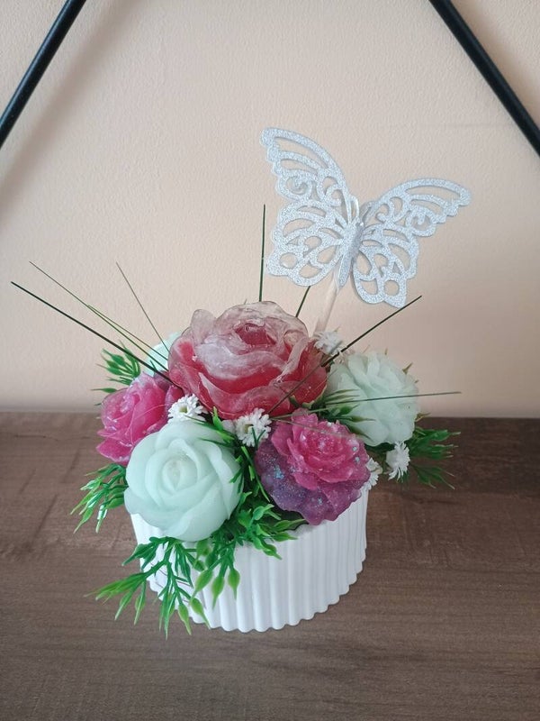 Blumengesteck mit Vase aus Keraflott/Geschenk