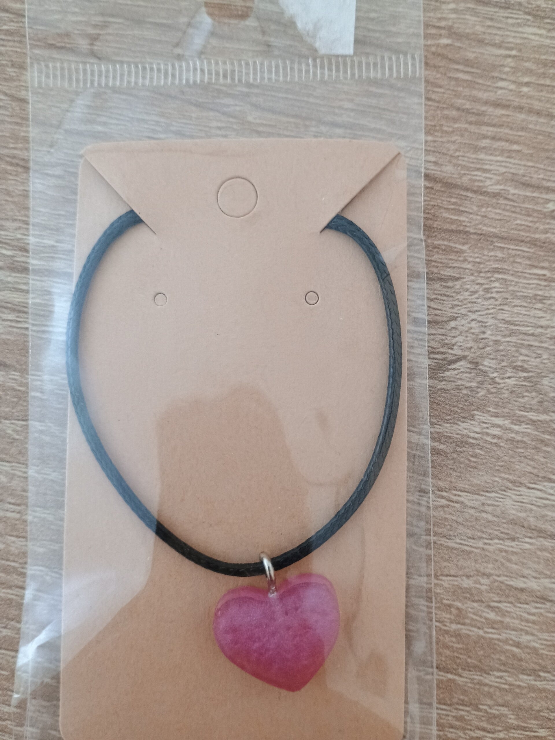 Lederkette mit selbstgemachten Anhänger/ Modeschmuck Damen