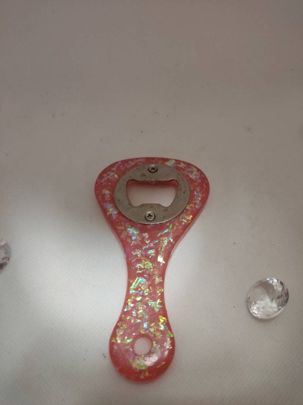 Flaschenöffner aus Epoxidharz