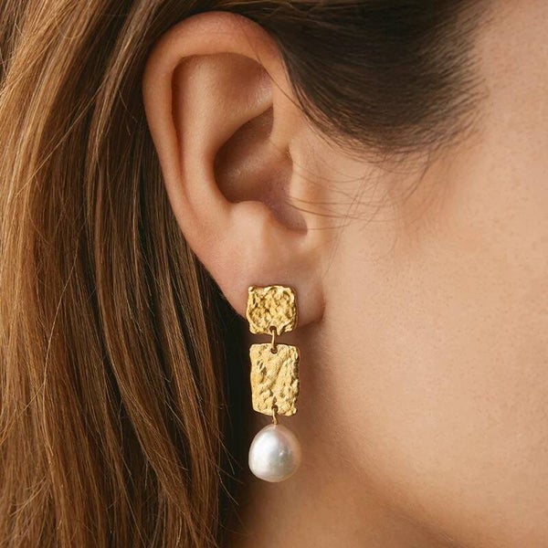 Agapée - Lythos Pearl Earrings