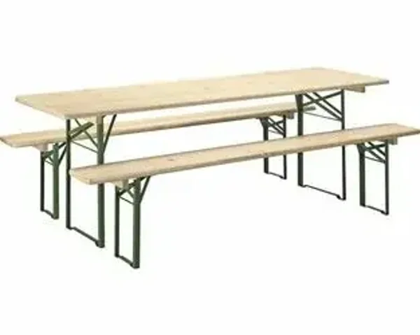 Biertafel met banken
