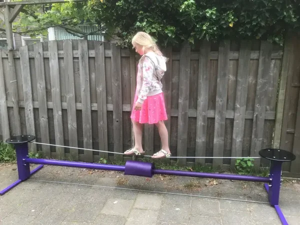 Koorddans installatie