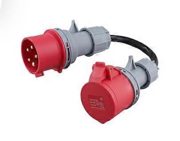 Cee form adapter van 32 ampère naar 16 ampère