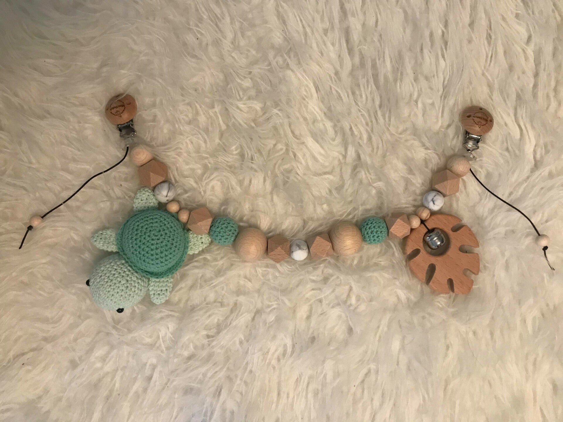 Wagenspanner zeeschildpad en blad