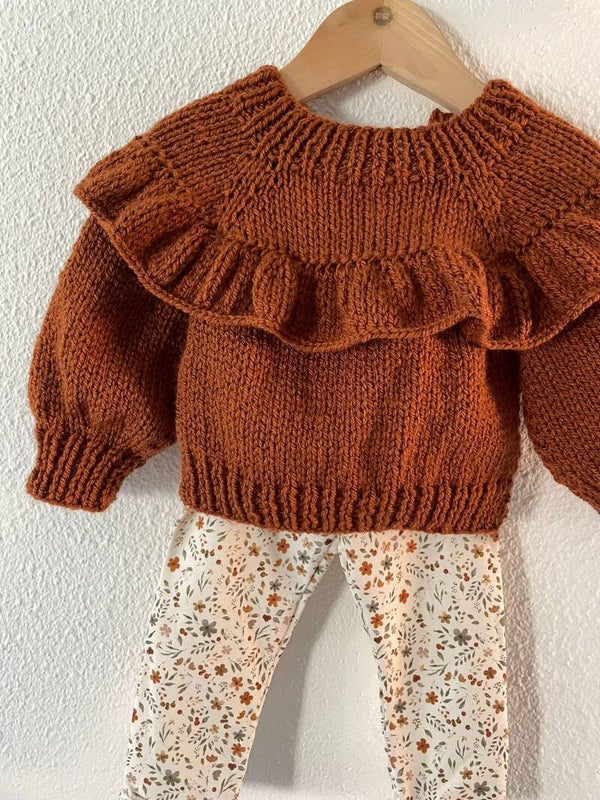 Ruffle Sweater Roestbruin