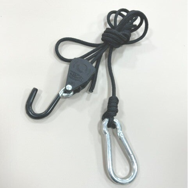 Ratel 1/4 inch met touw en RVS karabijnhaak