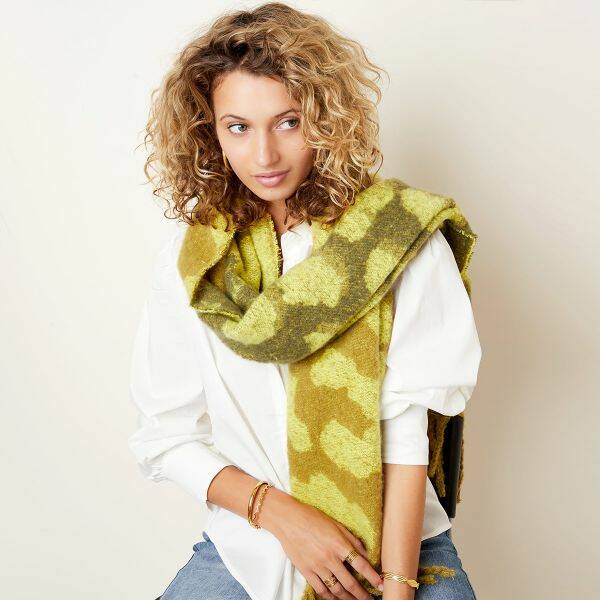 zachte sjaal in kaki/mosterdkleur