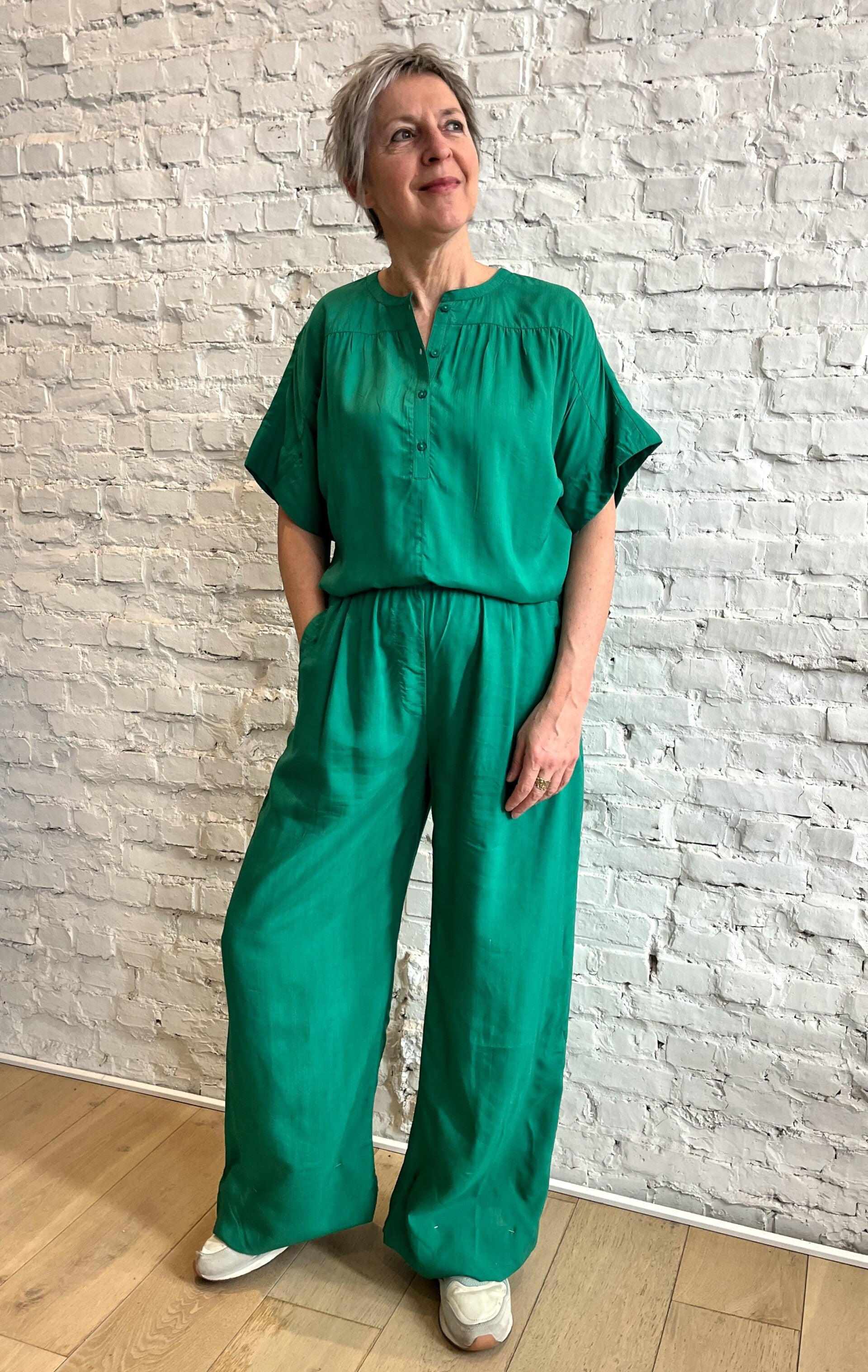 prachtige groene broek met elastische taille