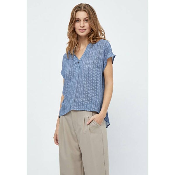 jeansblauwe top met v-hals