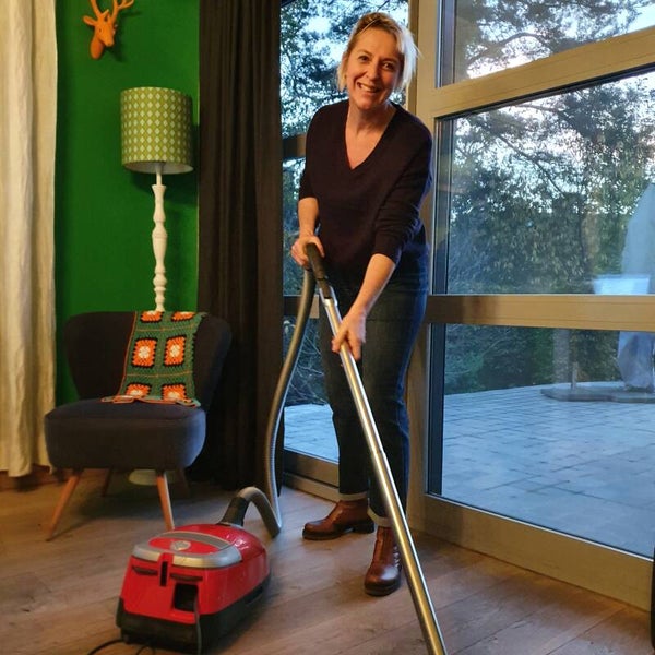donkerblauwe trui met V-hals