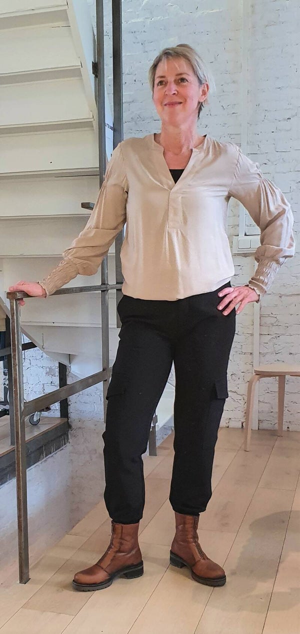 prachtige blouse met v-hals en elastische manchetten