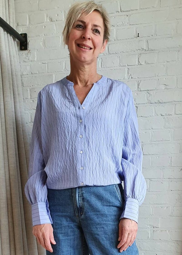 vrouwelijk gestreept hemdje