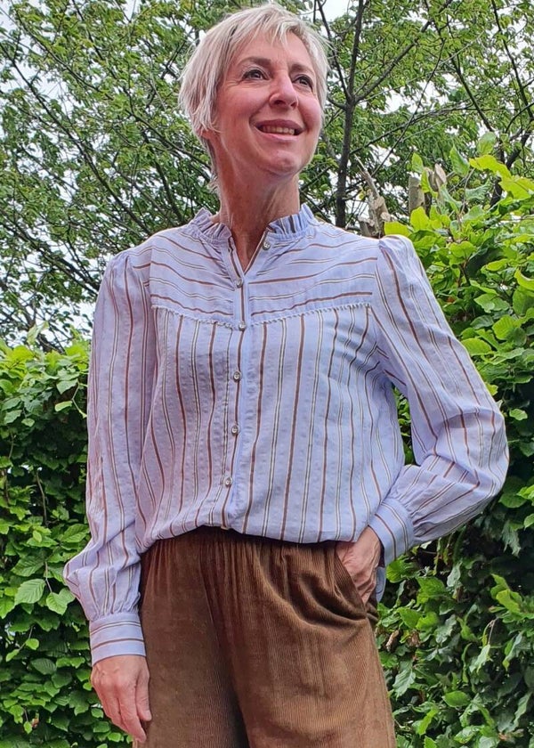 blauw gestreept bloesje