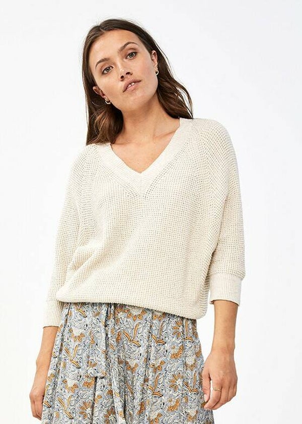 superzachte ecru trui met v-hals