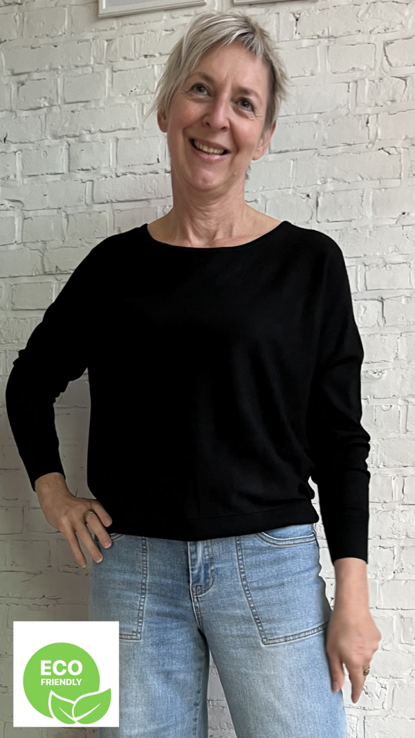 zwarte bamboo sweater met boothals
