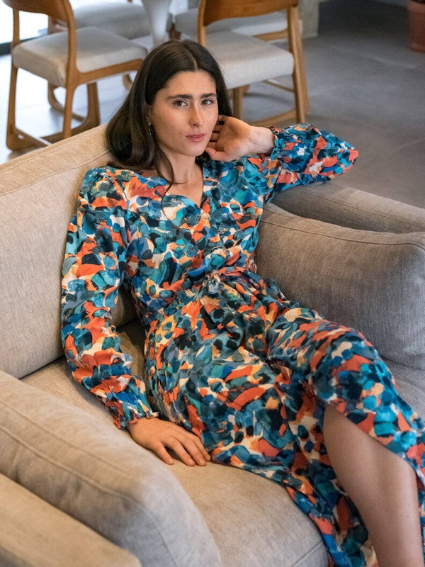 elegante getailleerde jurk