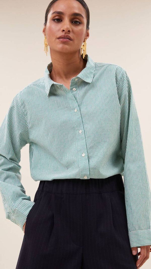 Stijlvolle blouse met groene strepen