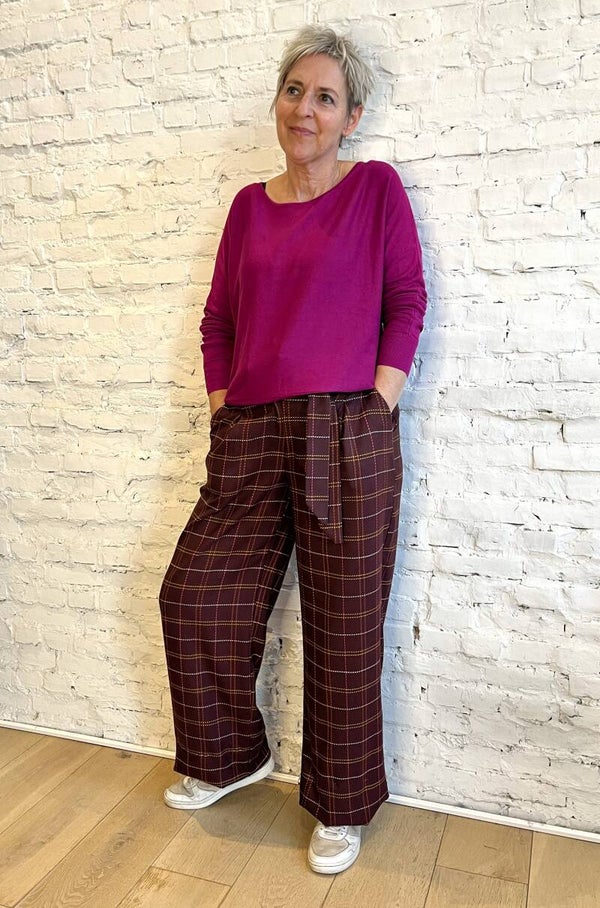 fuchsia bamboo sweater met boothals