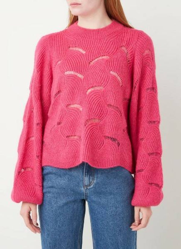 roze grofgebreide trui met mooi dessin