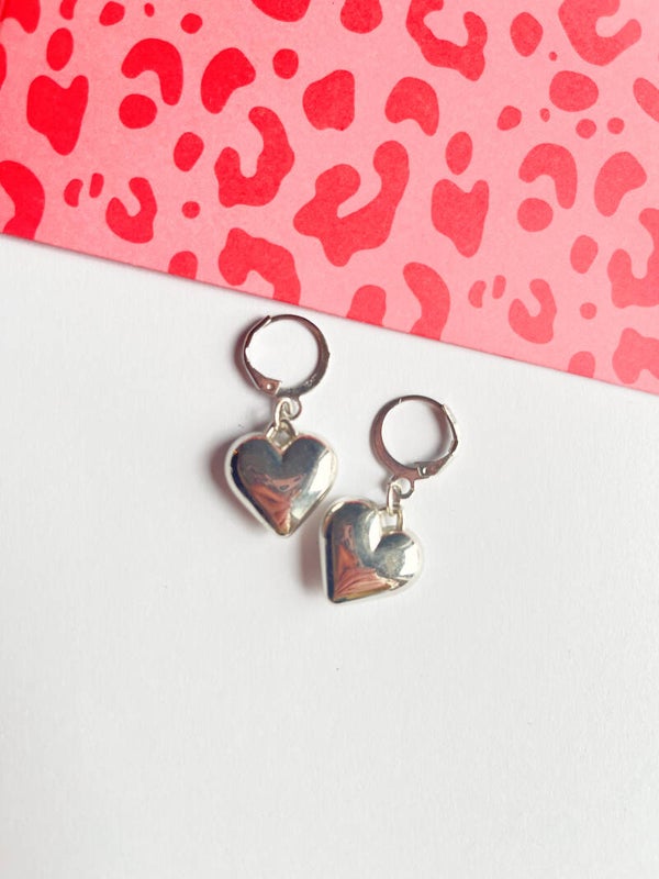 Oorbellen ✰ Big heart zilver