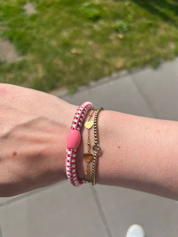 Knekkie ✰ Roze