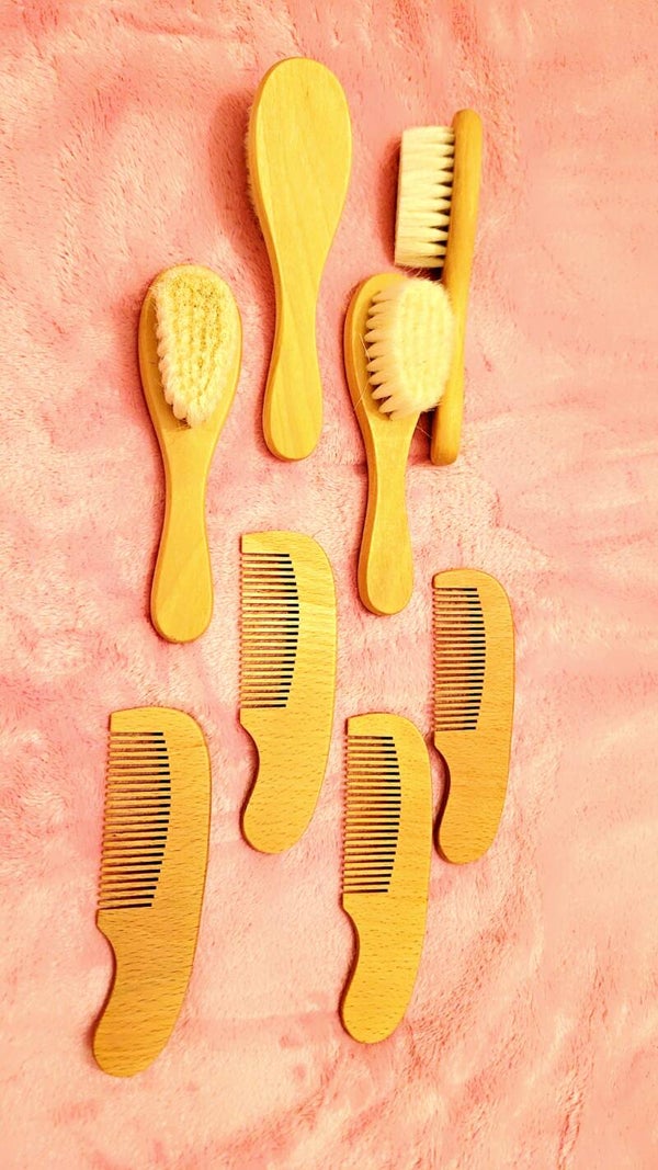 Ensemble brosse et peigne