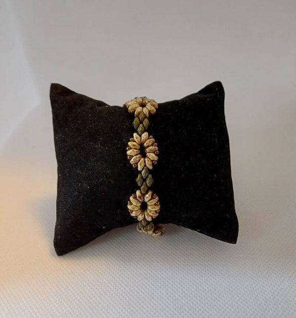 Armband olijfgroen en beige