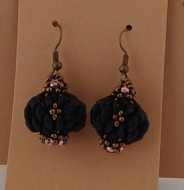 Oorbellen lampionnetjes zwart