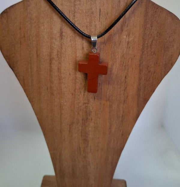 Ketting met natuurstenen hanger kruis