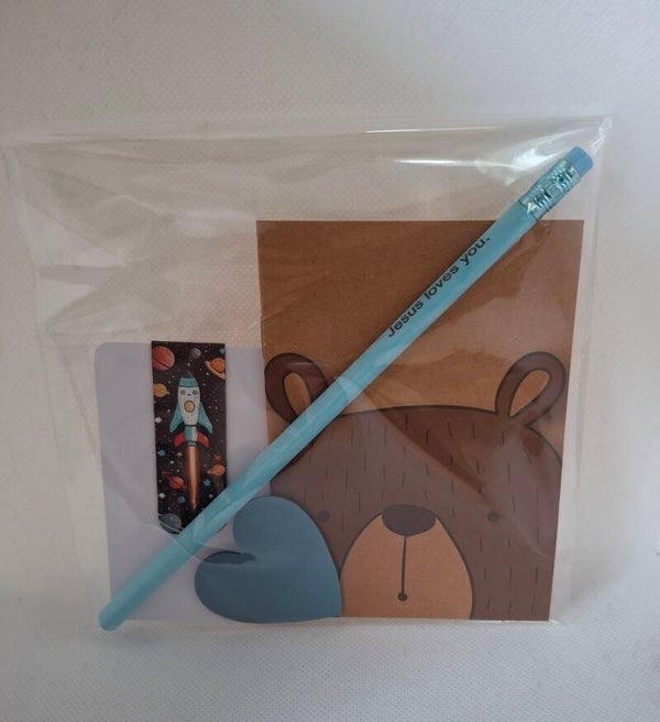 Notitieboekje, potlood, magnetische bladwijzer