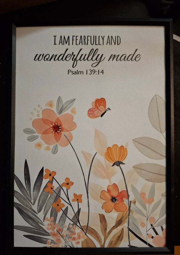 Canvas doek ingelijst. 21 x 30 cm