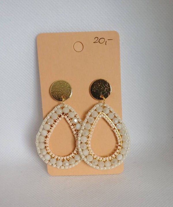 Oorbellen druppel off white