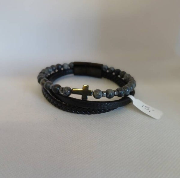 Armband leer en natuursteen met kruis