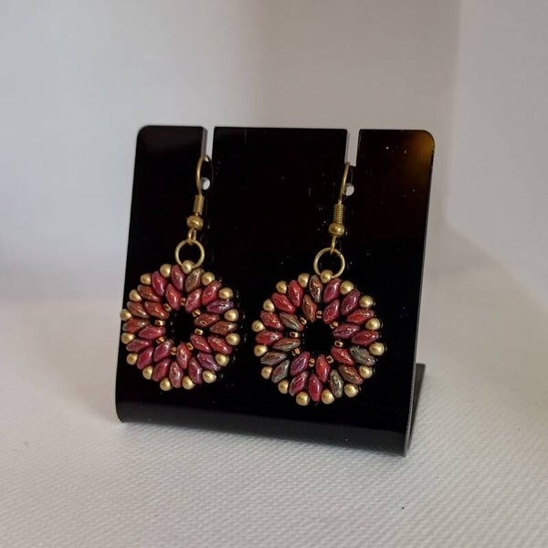 Oorbellen donkerrood rond