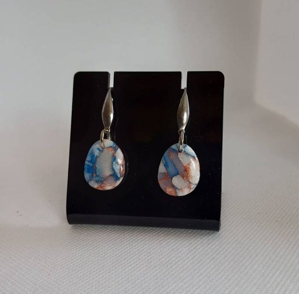 Oorbel blauw marmer