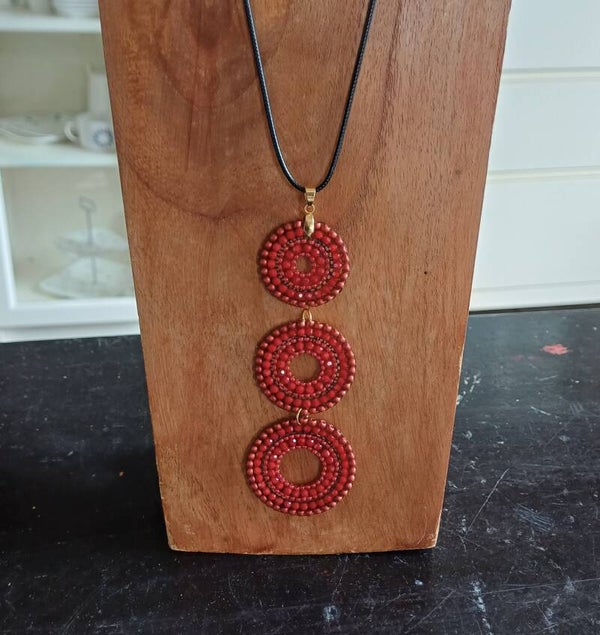 Lange ketting rood