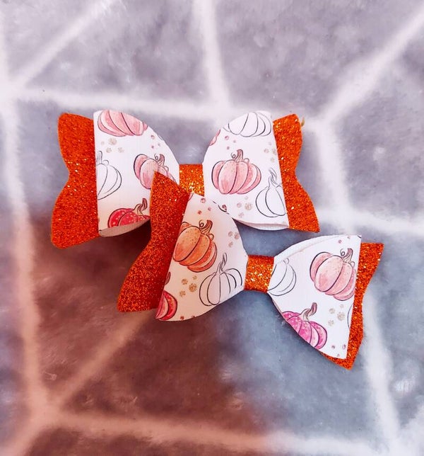 Pumpkin bows
