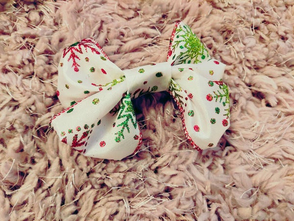 Traditional Christmas Bow