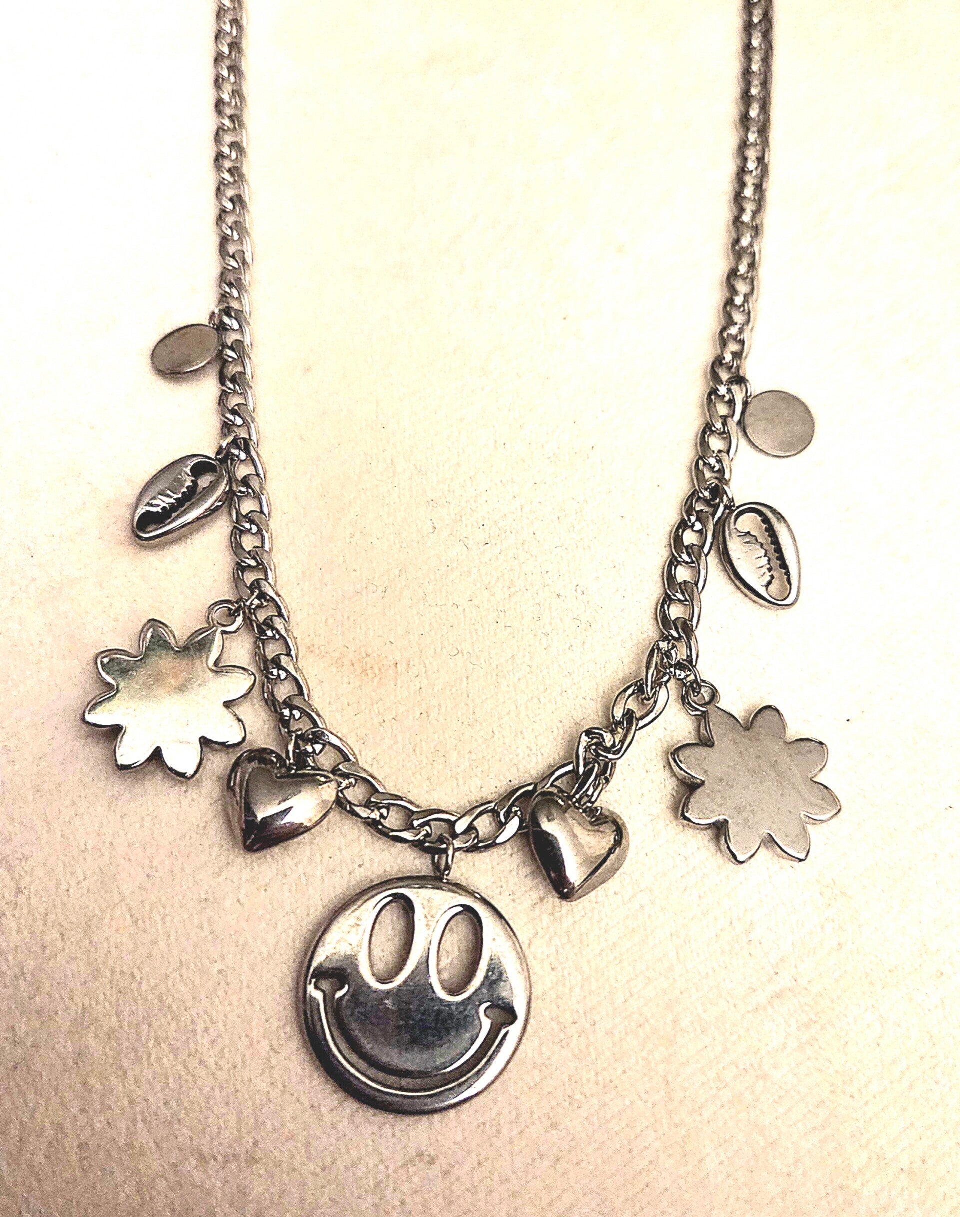 Bedelketting smiley zilver- Stainlesssteel